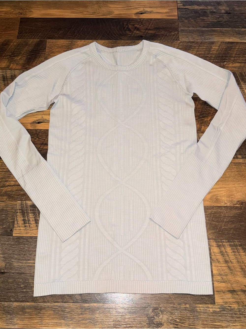 lululemon athletica Light Gray Long-Sleeve Cable Texture Tee